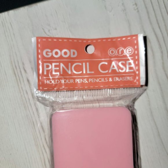 Pink Hedgehog Pencil Case Sugar Booger Hinged Plastic Box NEW NIP Rosy Shade - Picture 8 of 9